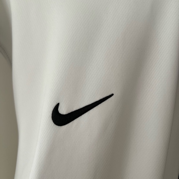 Men’s 2XL MN Gopher volleyball full zip up. Brand new with tags - Picture 3 of 4